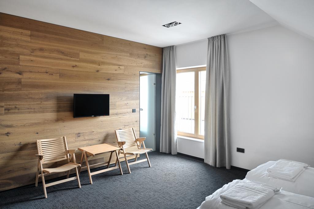 Guest House Hisa Denk Zgornja Kungota Ngoại thất bức ảnh